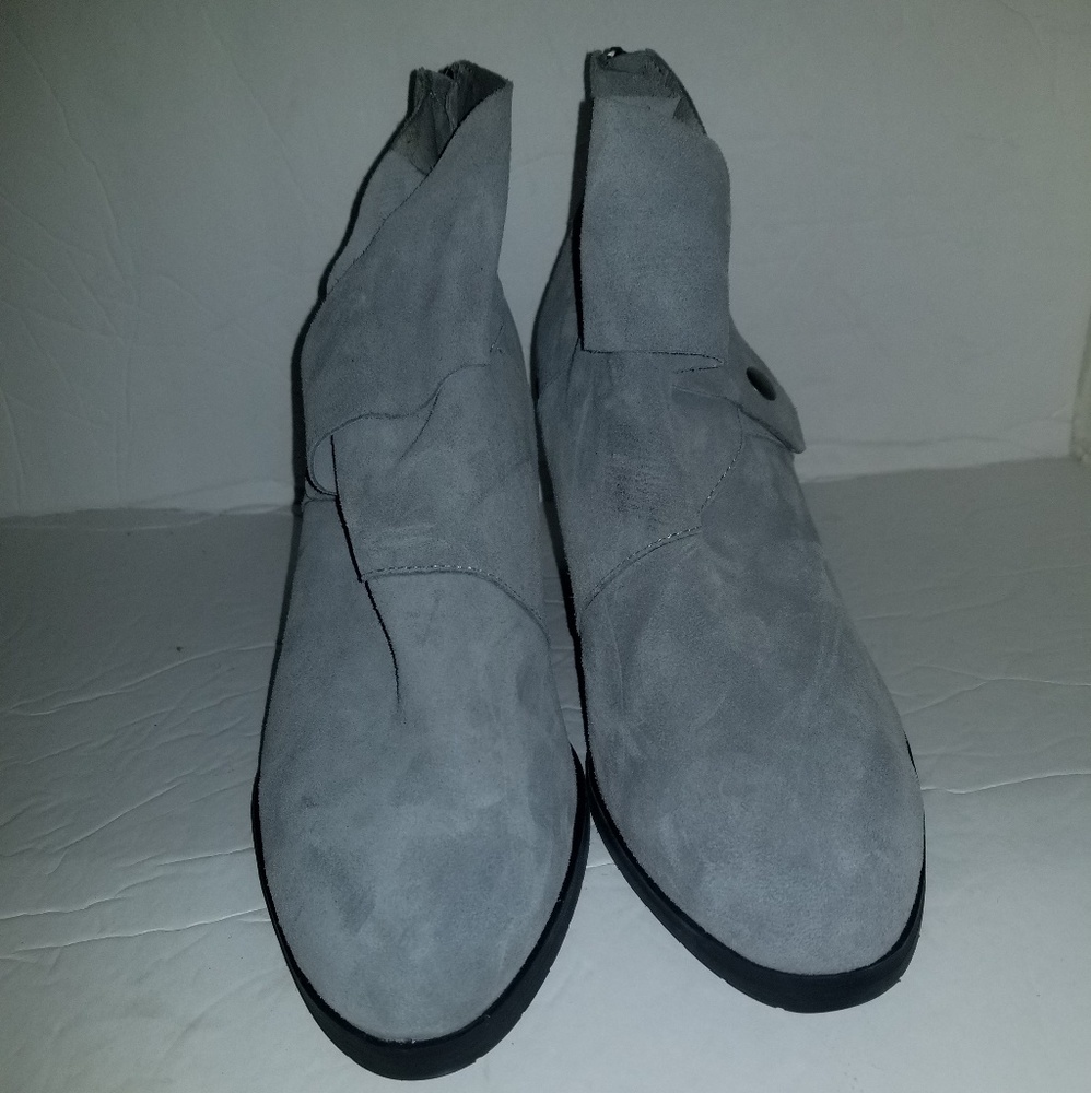 Eileen fisher bootie size 7 1/2